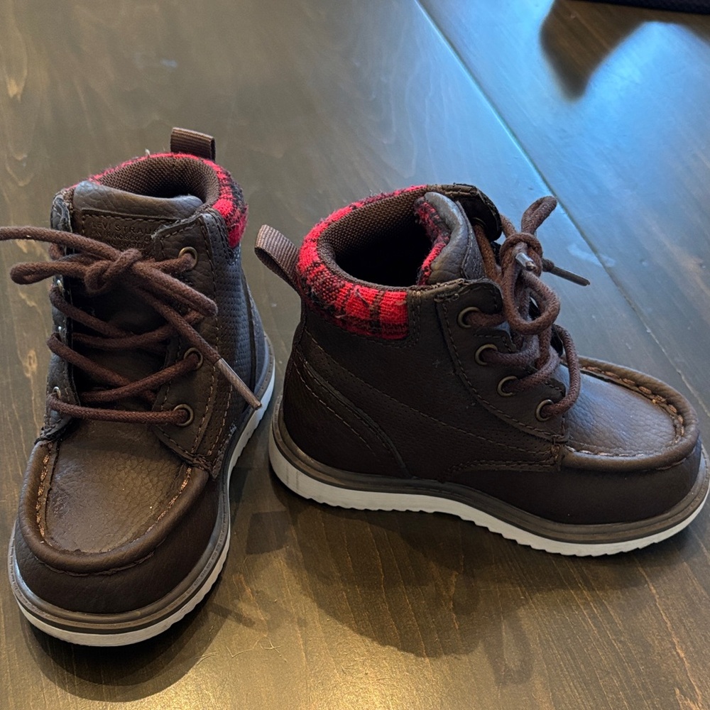 Levi's Brown and Red Kids Boots